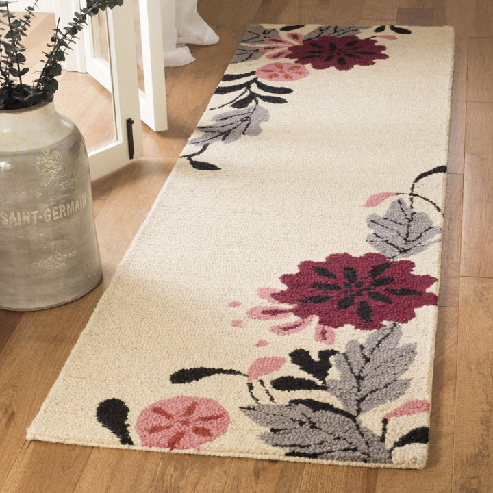 SAFAVIEH Martha Stewart MSR4871A Handmade Ivory Rug Image 2