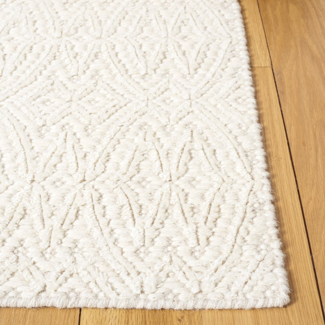 SAFAVIEH Martha Stewart MSR9602A Handmade Ivory Rug Image 2