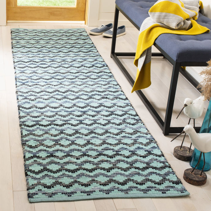 SAFAVIEH Montauk MTK120K Turquoise / Blue/Black Rug Image 3