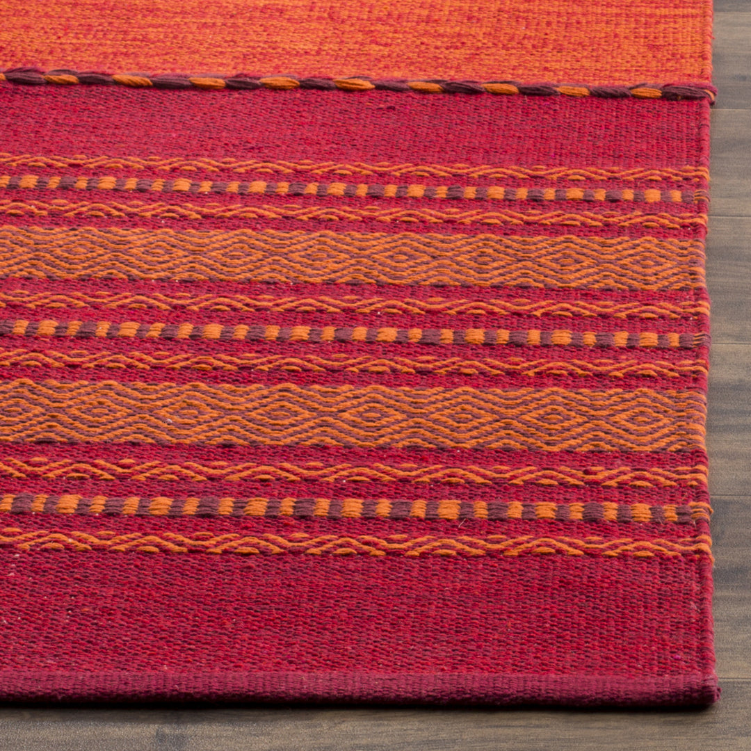 SAFAVIEH Montauk MTK215A Handwoven Orange / Red Rug Image 5