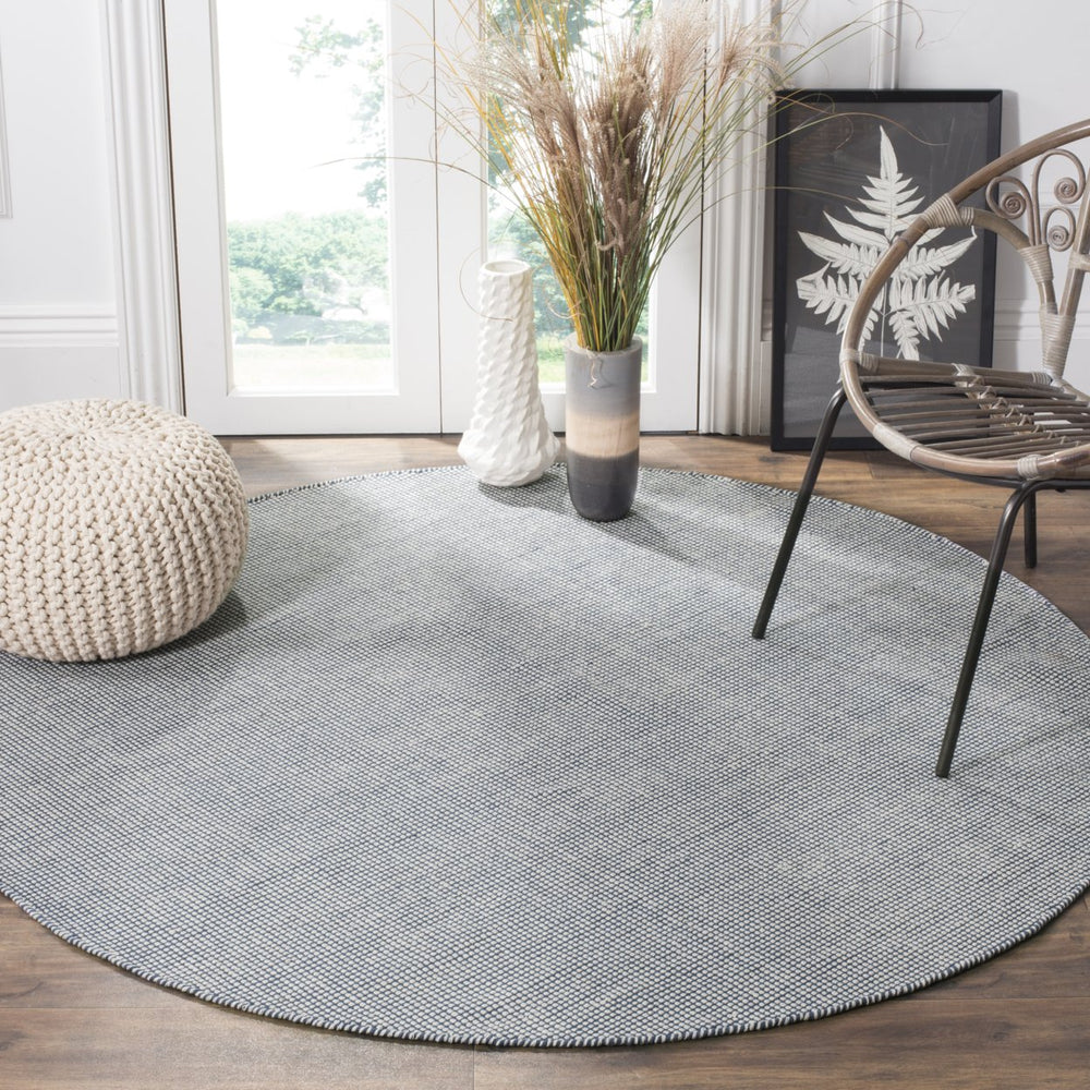 SAFAVIEH Montauk MTK345B Handwoven Ivory / Navy Rug Image 2