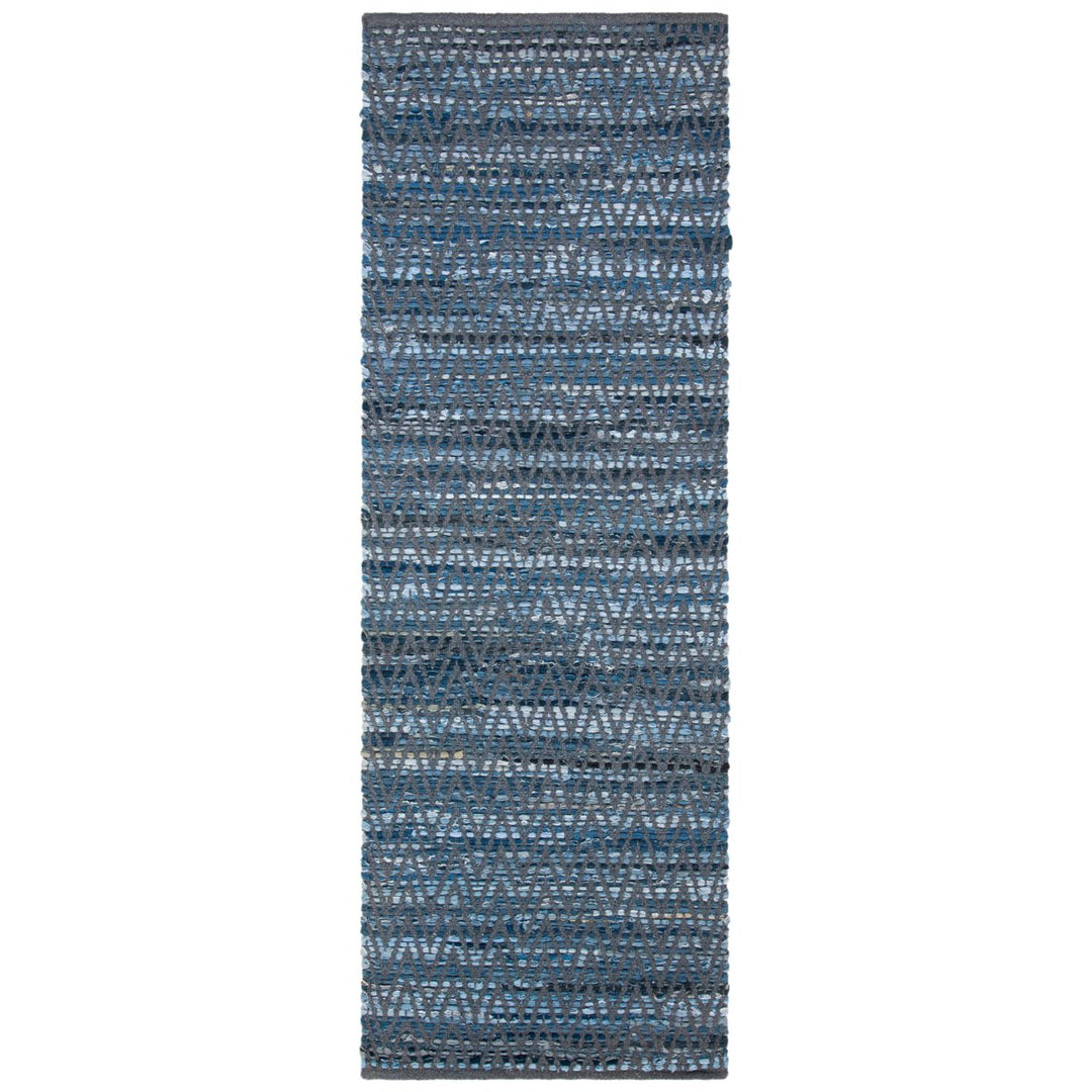 SAFAVIEH Montauk Collection MTK415L Handwoven Blue Rug Image 3