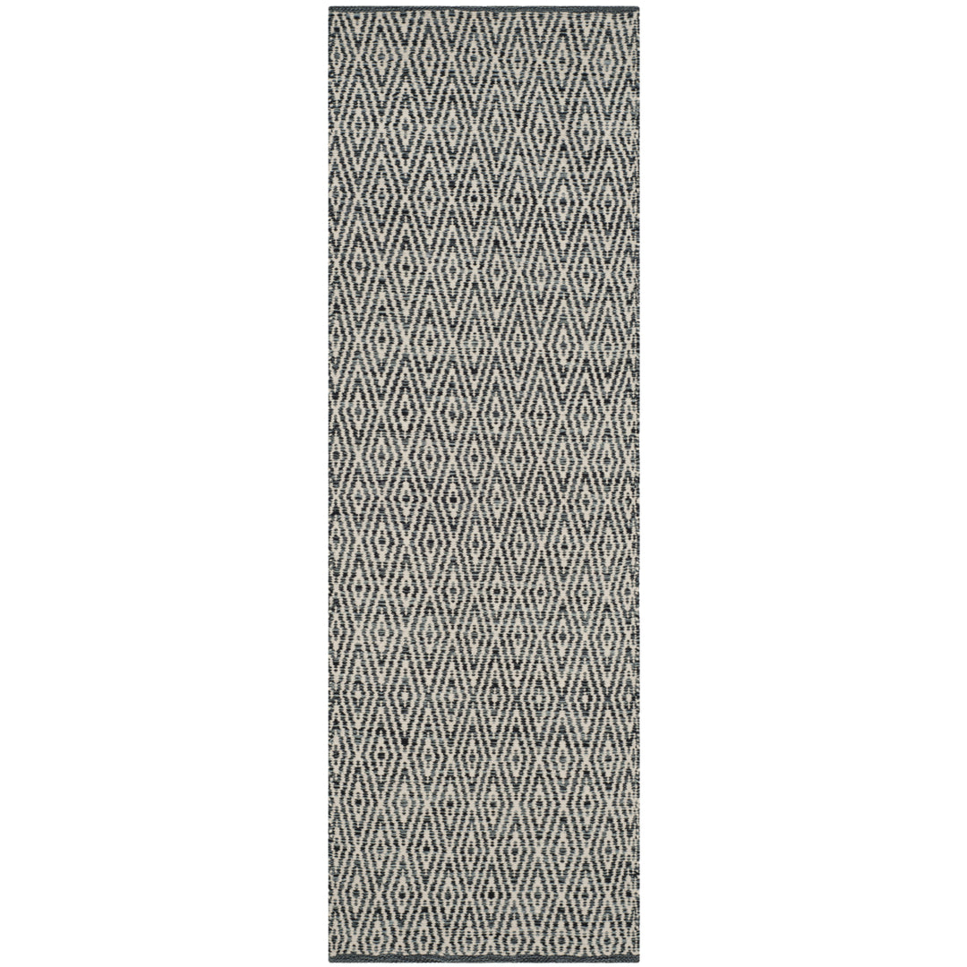 SAFAVIEH Montauk MTK414A Handwoven Ivory / Dark Grey Rug Image 5