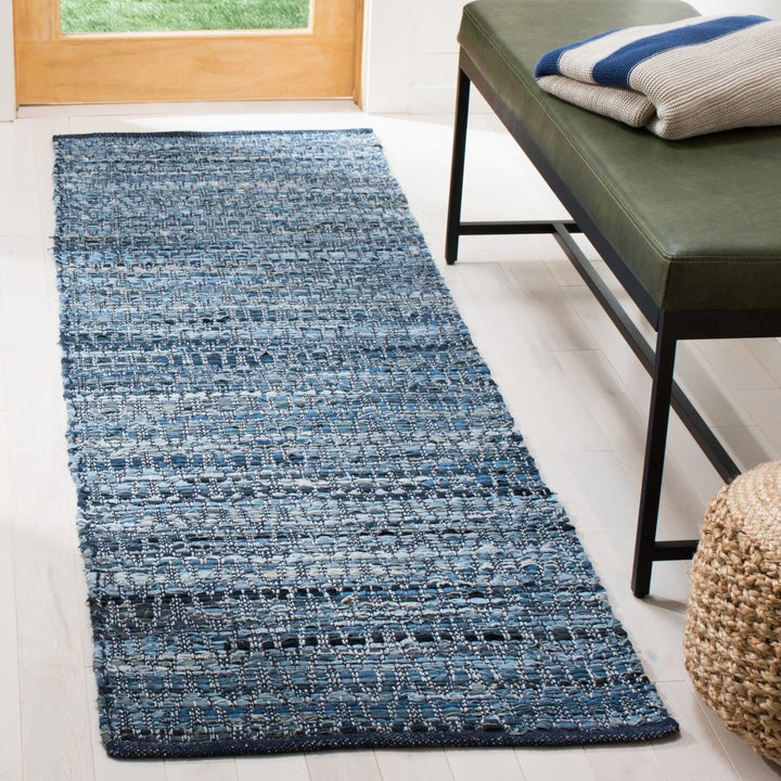 SAFAVIEH Montauk Collection MTK416L Handwoven Blue Rug Image 2