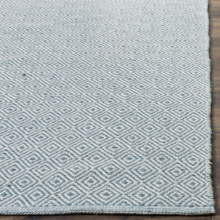 SAFAVIEH Montauk MTK515D Handwoven Ivory /Light Blue Rug Image 7