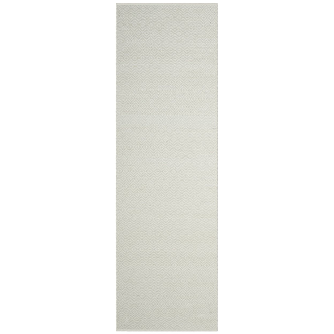 SAFAVIEH Montauk MTK515J Handwoven Ivory /Foam Green Rug Image 1