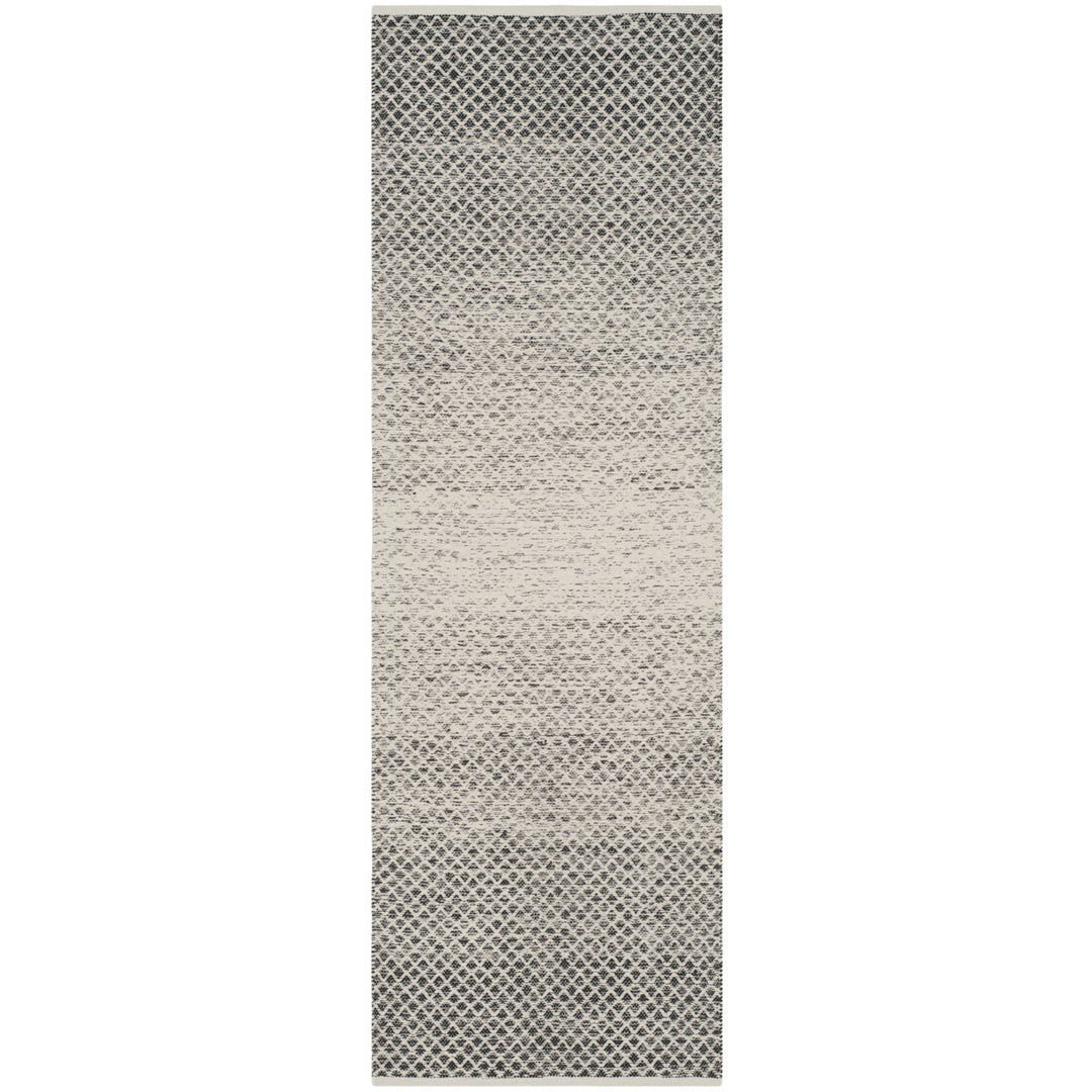 SAFAVIEH Montauk MTK601A Handwoven Black / Ivory Rug Image 5