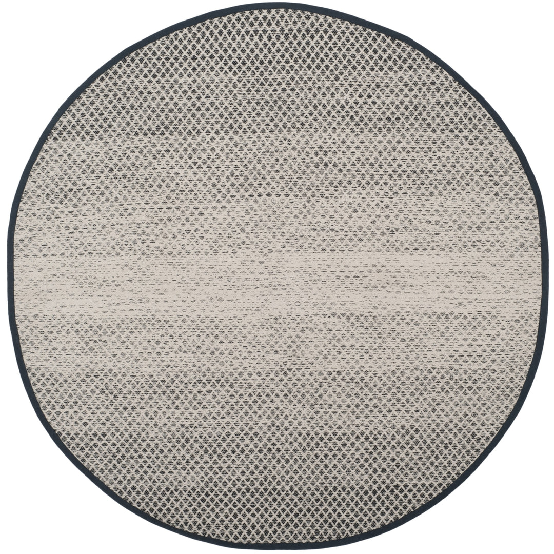 SAFAVIEH Montauk MTK601A Handwoven Black / Ivory Rug Image 8