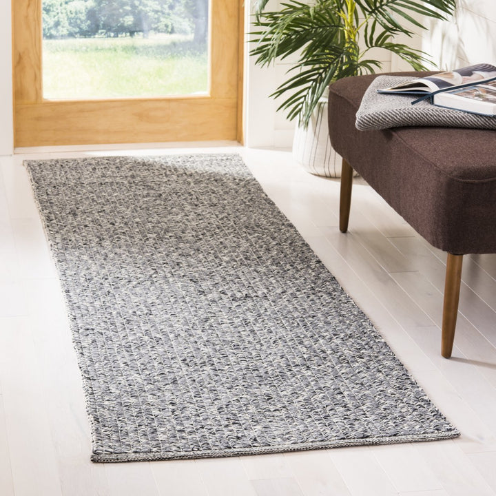 SAFAVIEH Montauk MTK602G Handwoven Grey / Multi Rug Image 3