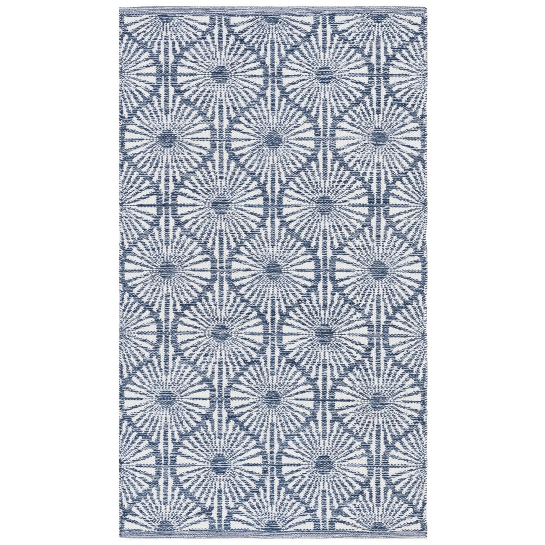 SAFAVIEH Montauk MTK606C Handwoven Navy / Ivory Rug Image 1