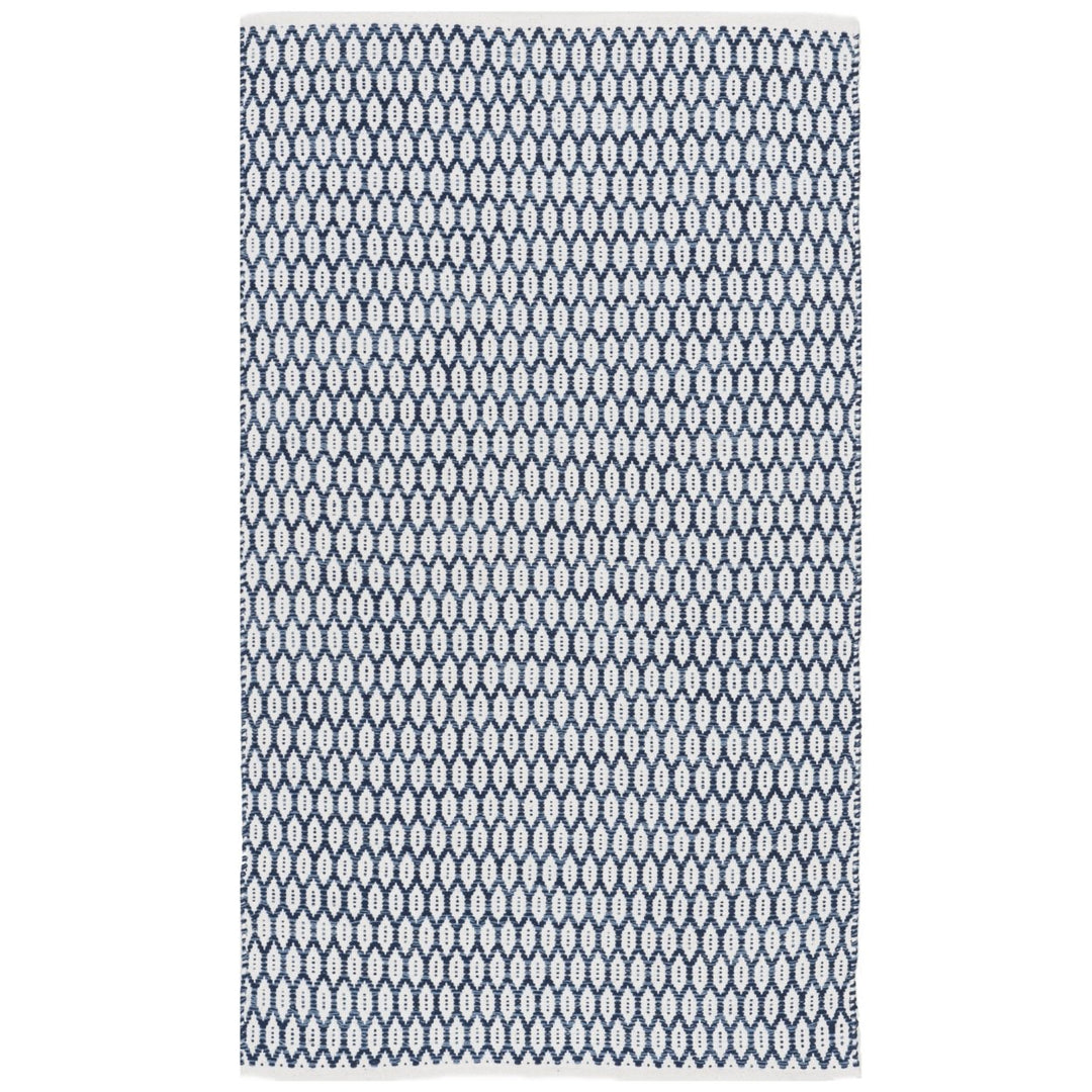 SAFAVIEH Montauk MTK608C Handwoven Navy / Ivory Rug Image 1