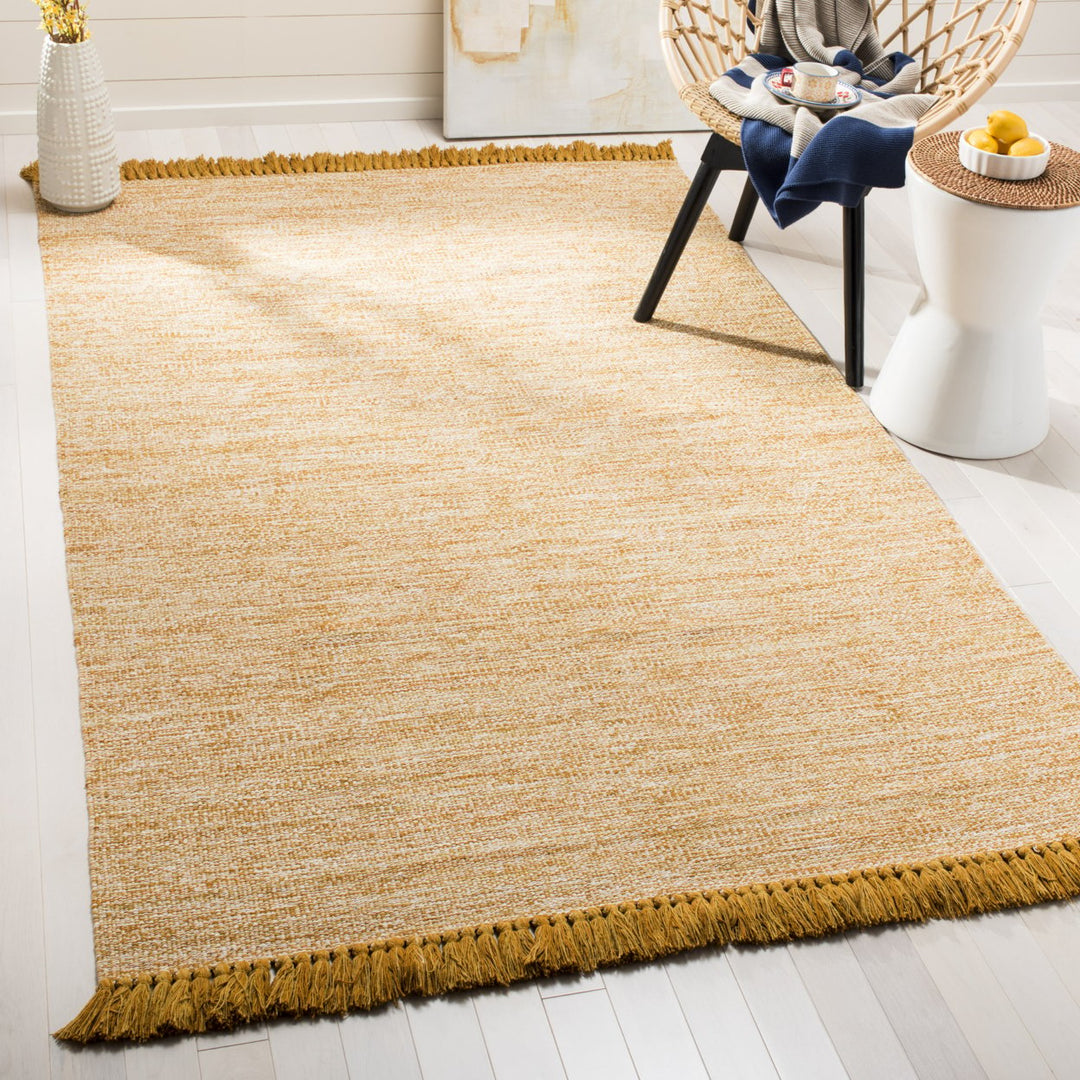 SAFAVIEH Montauk Collection MTK610I Handwoven Gold Rug Image 1