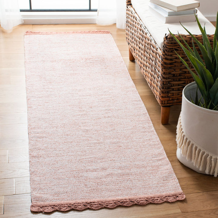 SAFAVIEH Montauk Collection MTK615O Handwoven Peach Rug Image 2