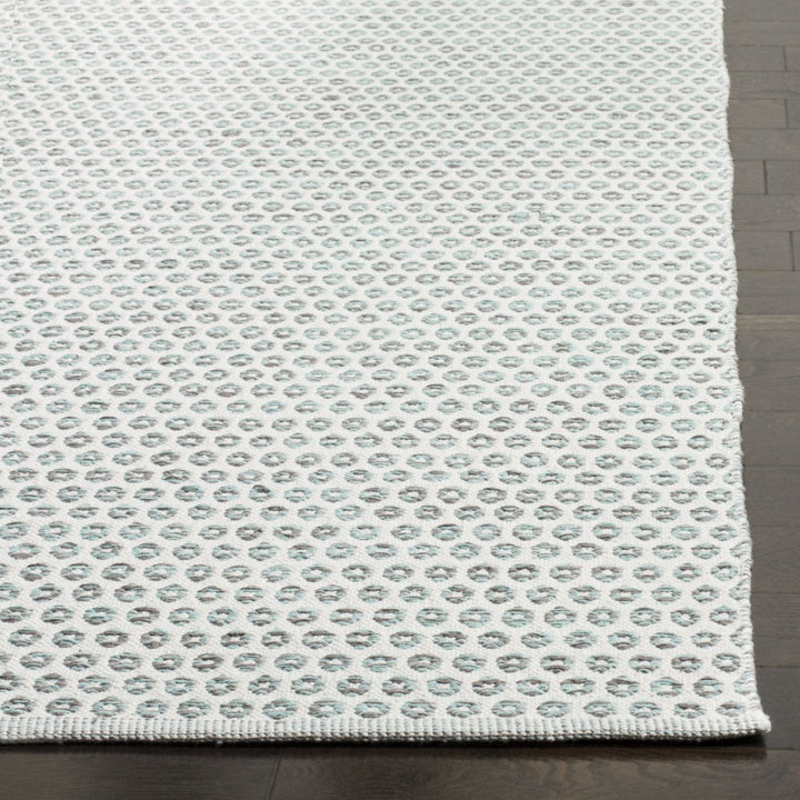 SAFAVIEH Montauk MTK616M Handwoven Slate / Ivory Rug Image 4