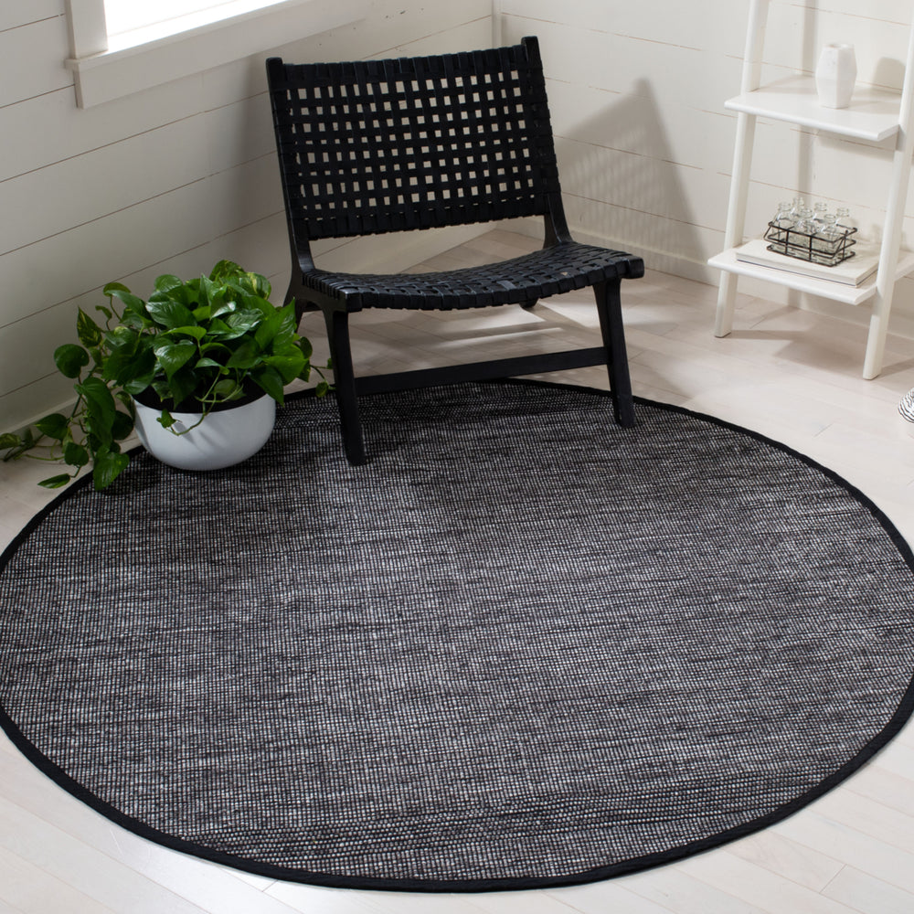 SAFAVIEH Montauk MTK620H Handwoven Charcoal / Black Rug Image 2