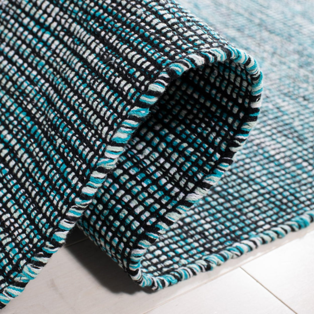 SAFAVIEH Montauk MTK620K Handwoven Turquoise / Black Rug Image 9