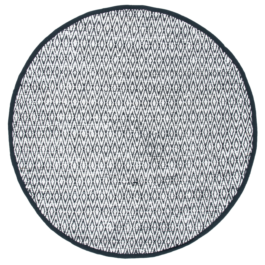 SAFAVIEH Montauk MTK621A Handwoven Ivory / Black Rug Image 4