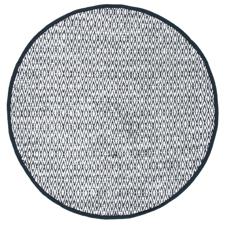 SAFAVIEH Montauk MTK621A Handwoven Ivory / Black Rug Image 4