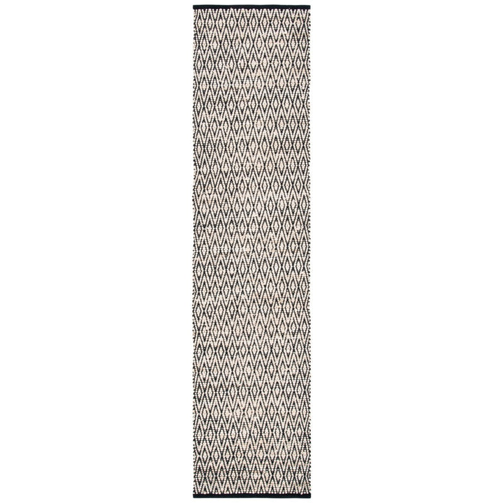 SAFAVIEH Montauk MTK621B Handwoven Beige / Black Rug Image 1