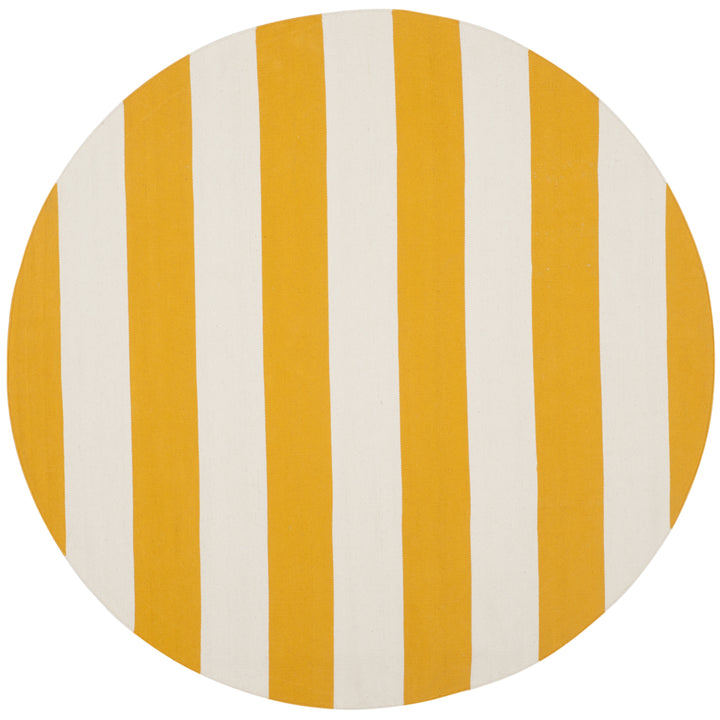 SAFAVIEH Montauk MTK712A Handwoven Yellow / Ivory Rug Image 10