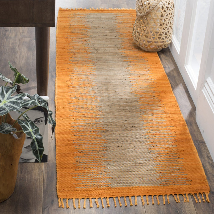 SAFAVIEH Montauk Collection MTK718R Handwoven Orange Rug Image 3