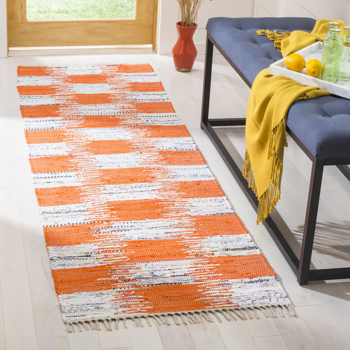 SAFAVIEH Montauk MTK721B Handwoven Orange / Multi Rug Image 3