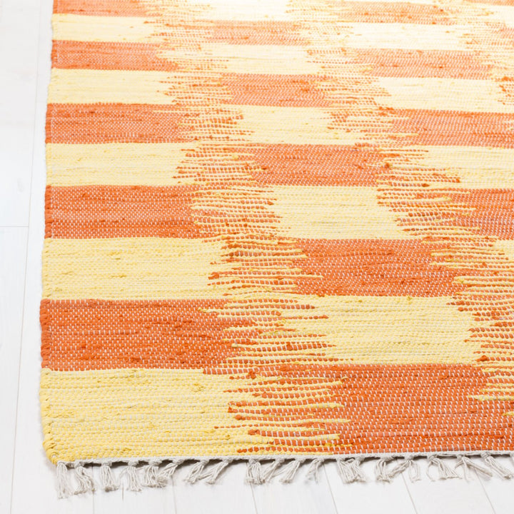 SAFAVIEH Montauk MTK721C Handwoven Yellow / Orange Rug Image 7