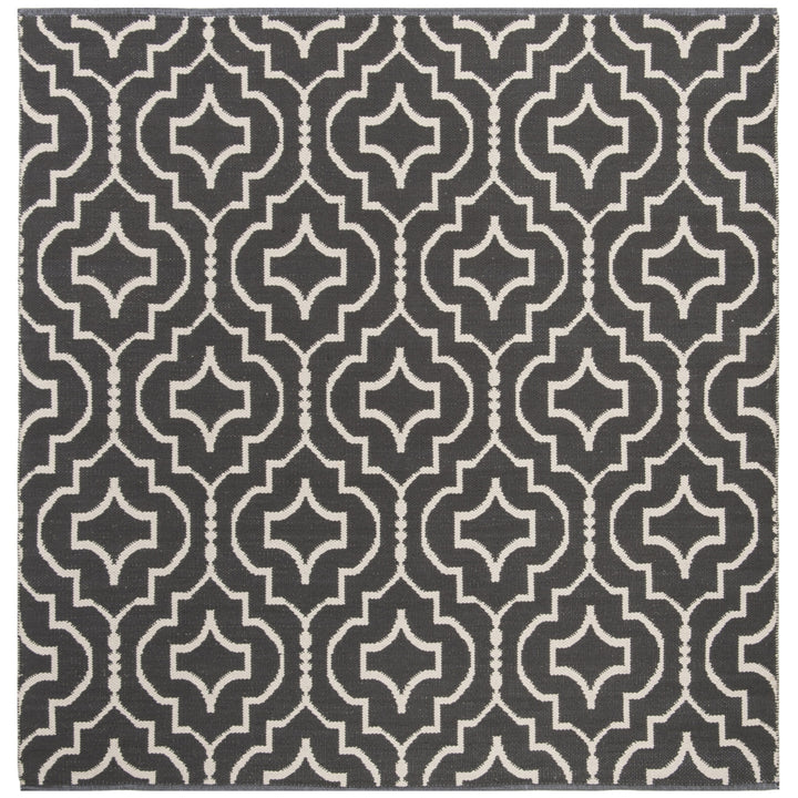 SAFAVIEH Montauk MTK722E Handwoven Dark Grey / Ivory Rug Image 6