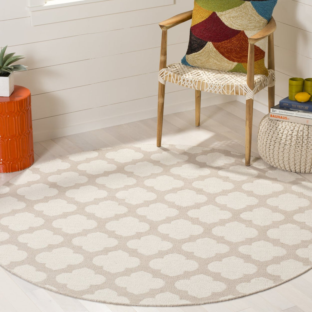 SAFAVIEH Montauk MTK723A Handwoven Grey / Ivory Rug Image 2