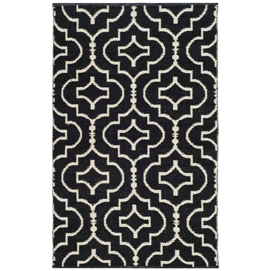 SAFAVIEH Montauk MTK722D Handwoven Black / Ivory Rug Image 8