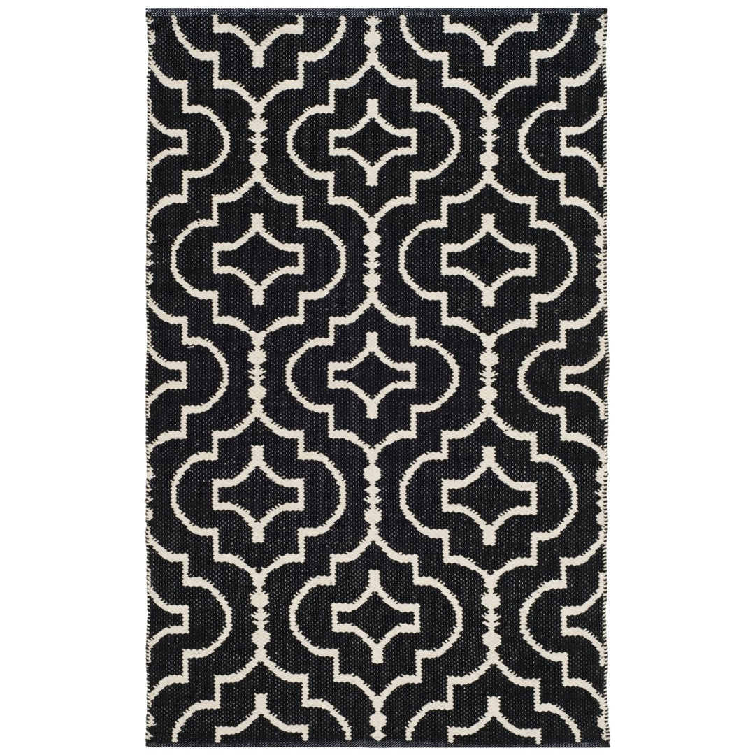 SAFAVIEH Montauk MTK722D Handwoven Black / Ivory Rug Image 1