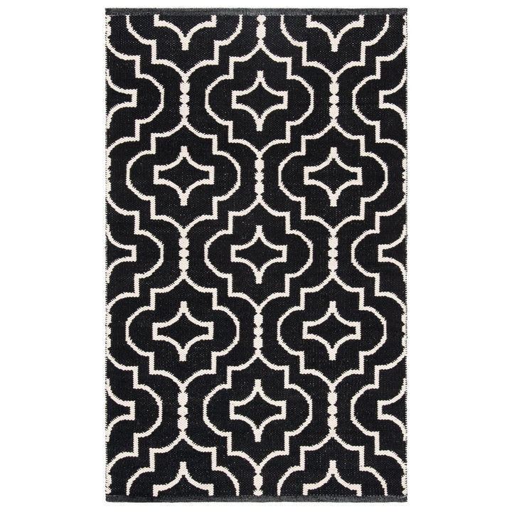 SAFAVIEH Montauk MTK722D Handwoven Black / Ivory Rug Image 1