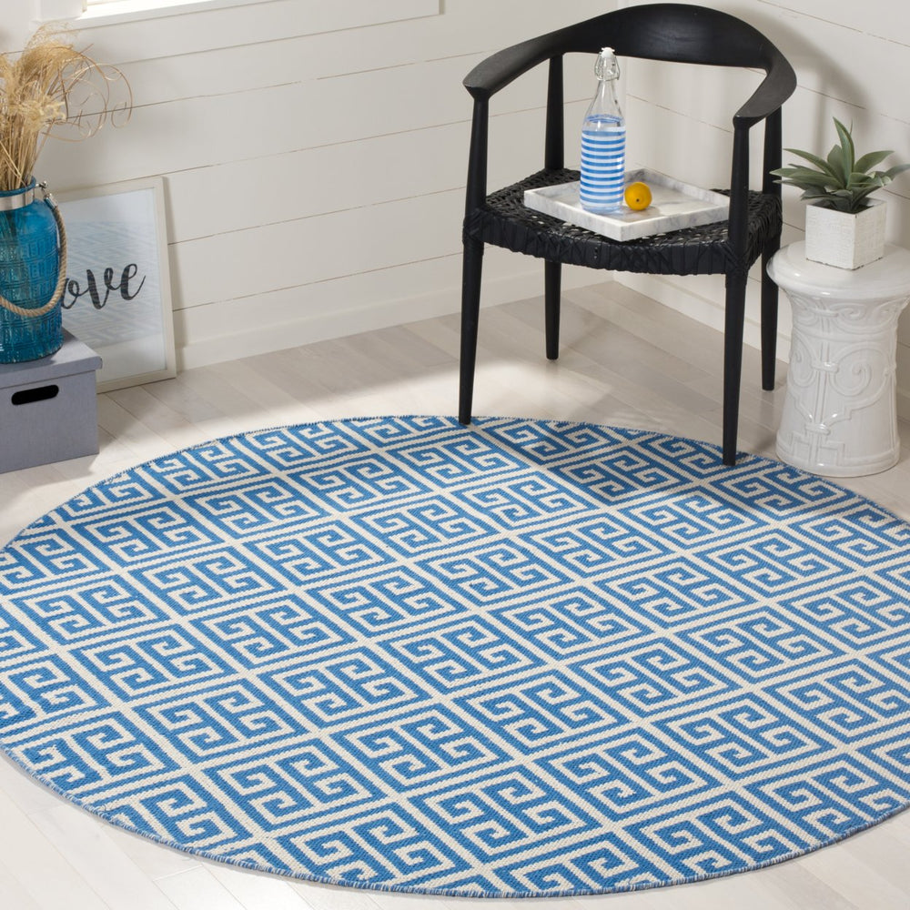 SAFAVIEH Montauk MTK724C Handwoven Blue / Ivory Rug Image 2