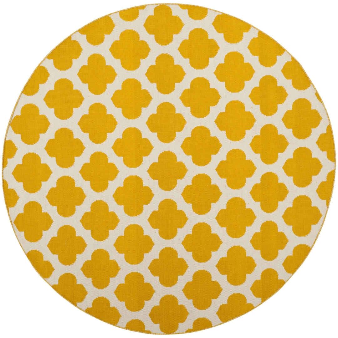 SAFAVIEH Montauk MTK723J Handwoven Yellow / Ivory Rug Image 4