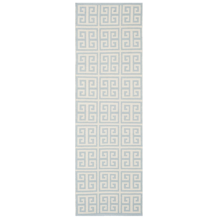 SAFAVIEH Montauk MTK724K Handwoven Light Blue /Ivory Rug Image 1