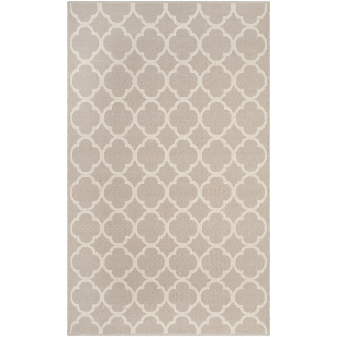 SAFAVIEH Montauk MTK725A Handwoven Grey / Ivory Rug Image 10