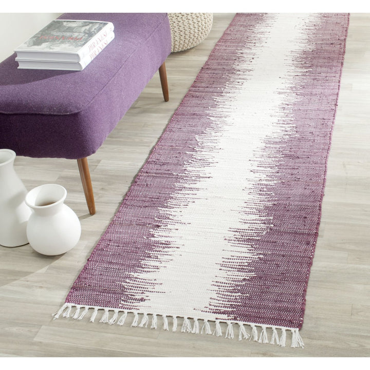 SAFAVIEH Montauk Collection MTK751D Handwoven Purple Rug Image 2