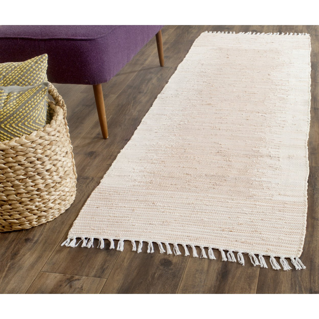 SAFAVIEH Montauk Collection MTK752A Handwoven Beige Rug Image 2