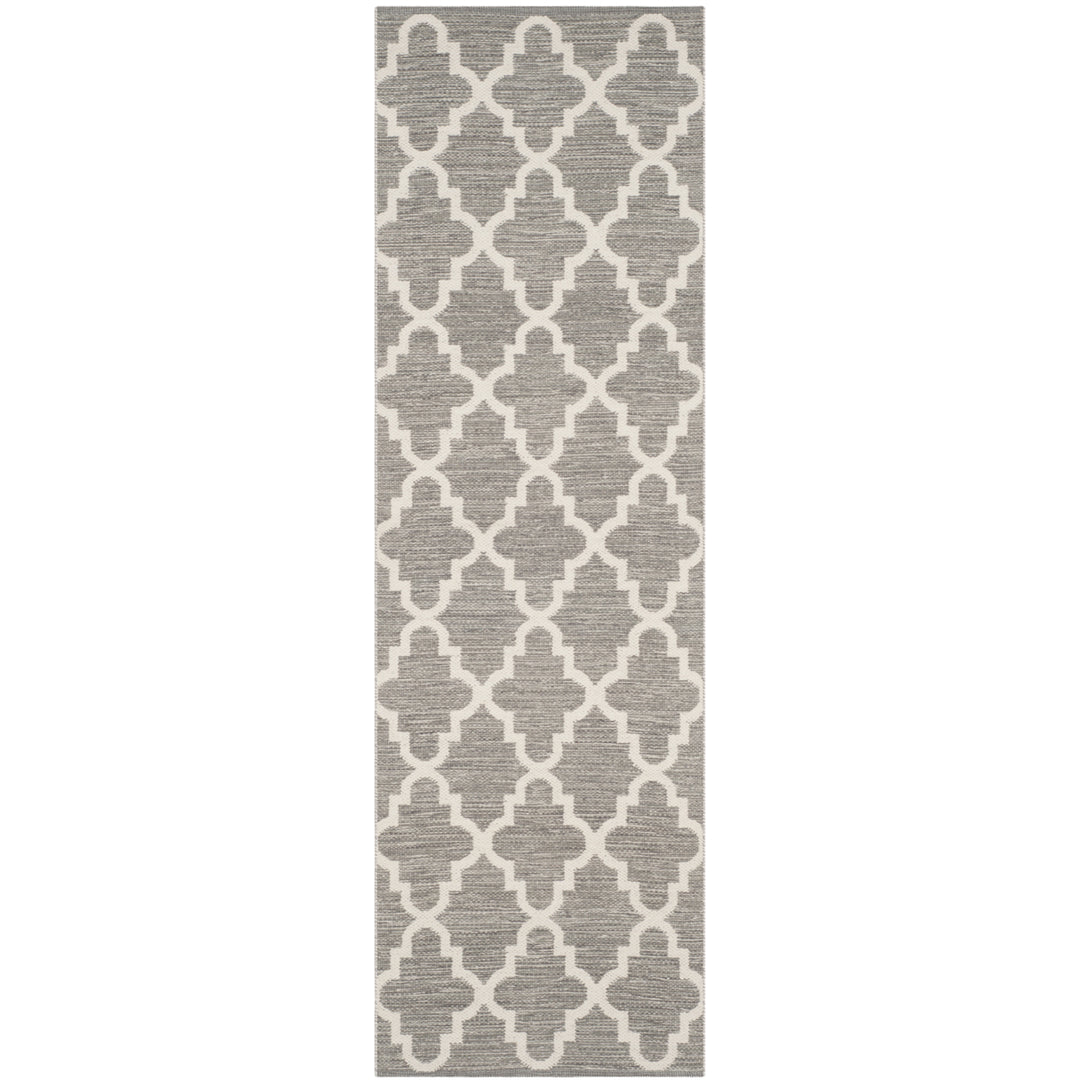 SAFAVIEH Montauk MTK810A Handwoven Grey / Ivory Rug Image 4