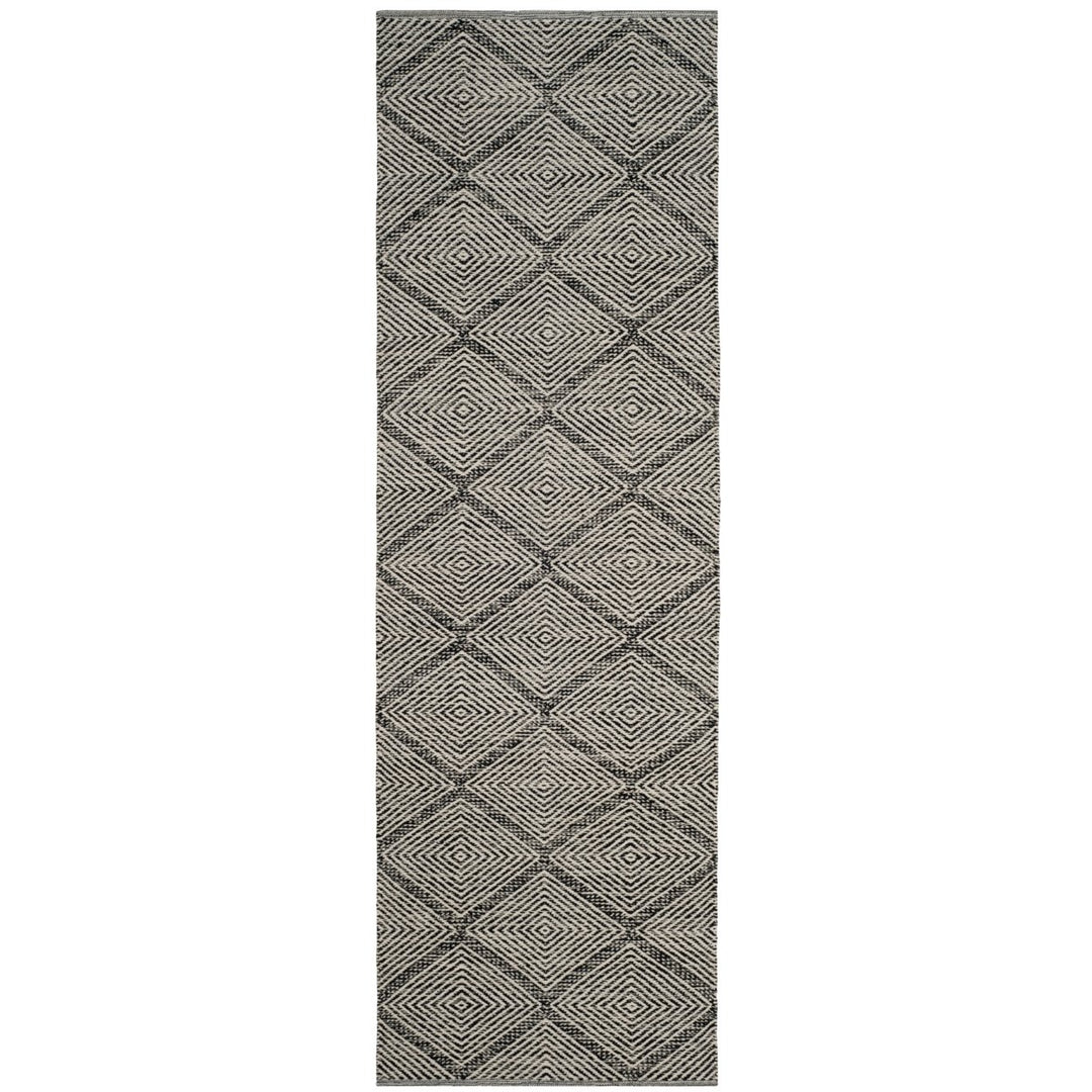 SAFAVIEH Montauk Collection MTK821D Handwoven Black Rug Image 4