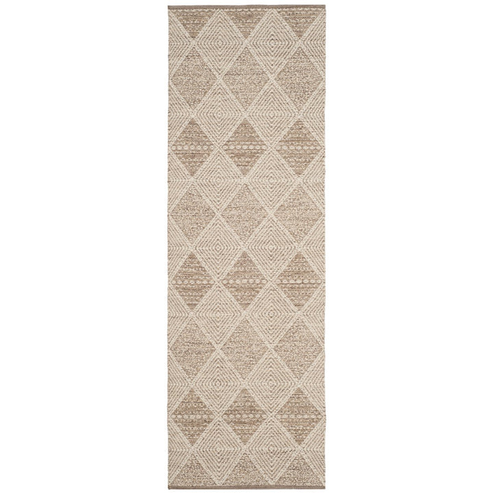 SAFAVIEH Montauk Collection MTK822E Handwoven Beige Rug Image 1