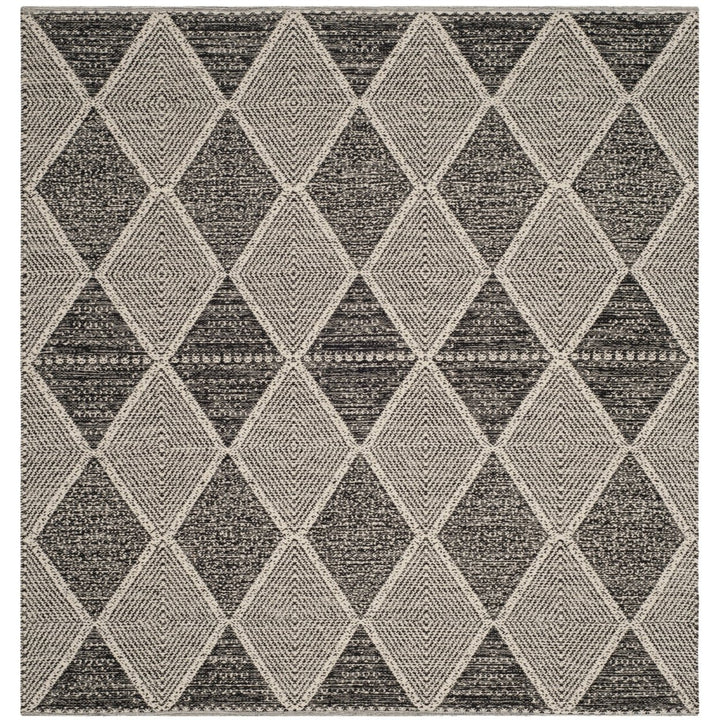 SAFAVIEH Montauk Collection MTK822D Handwoven Black Rug Image 1