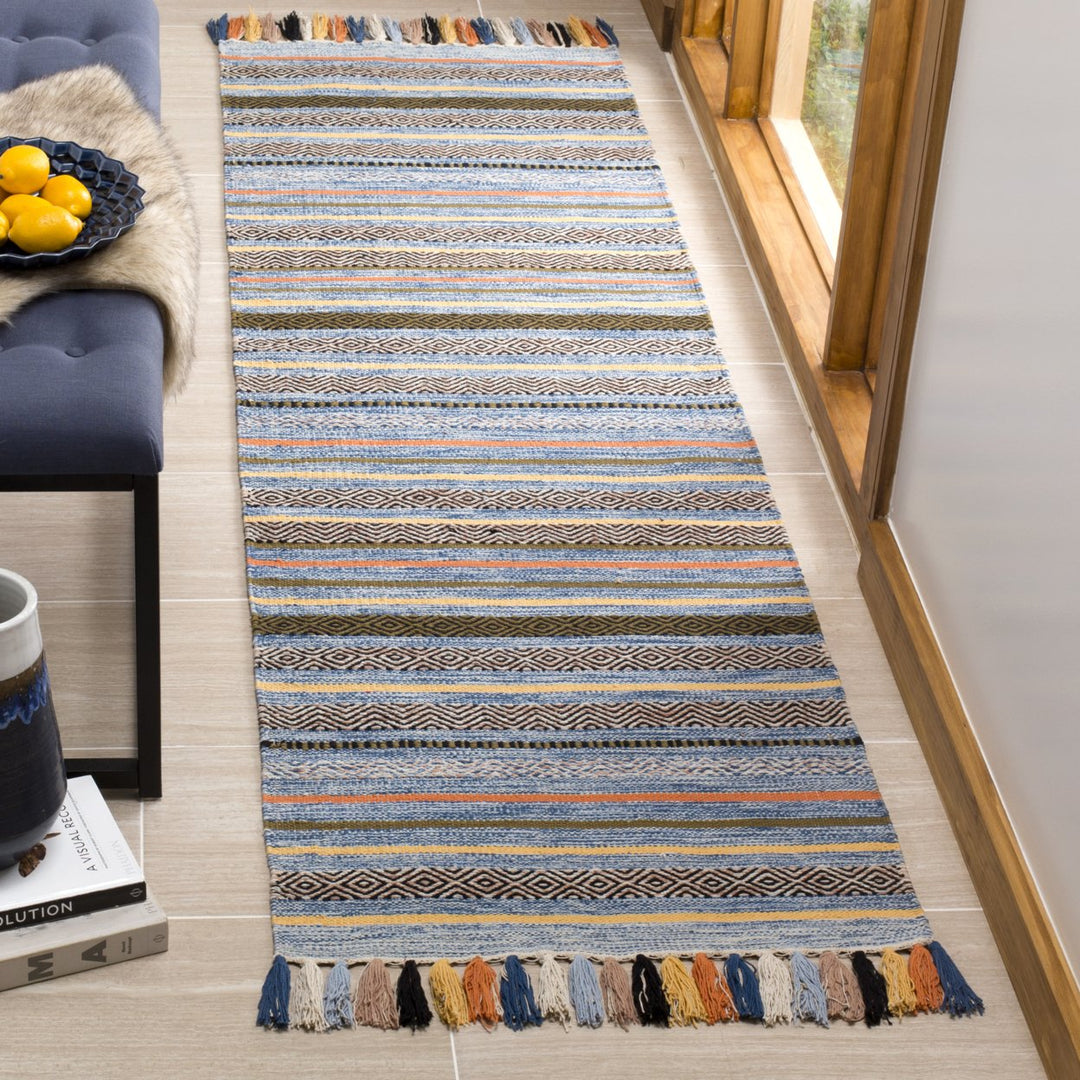 SAFAVIEH Montauk MTK901C Handwoven Blue / Multi Rug Image 2