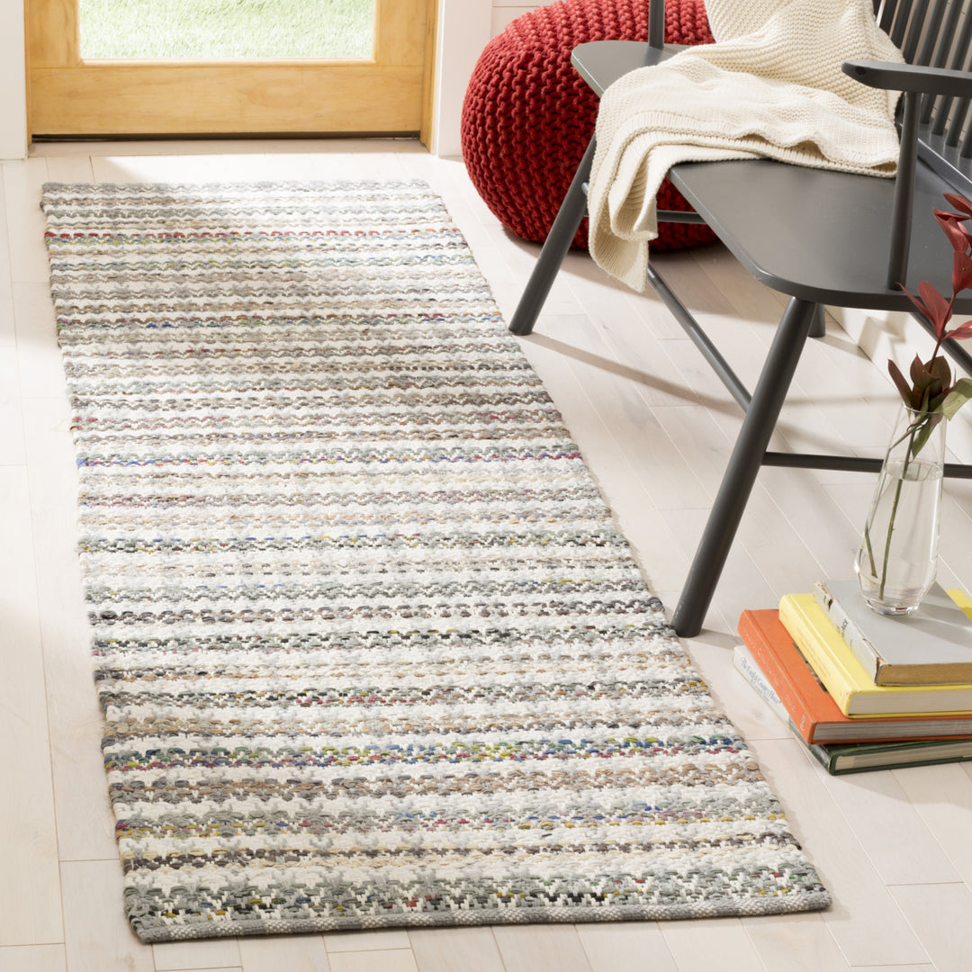 SAFAVIEH Montauk MTK950A Handwoven Grey / Multi Rug Image 2