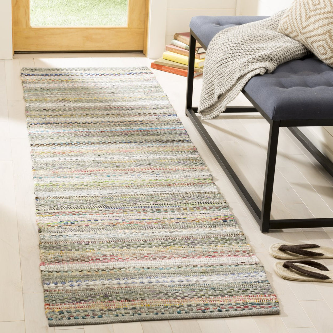 SAFAVIEH Montauk MTK975A Handwoven Grey / Multi Rug Image 2