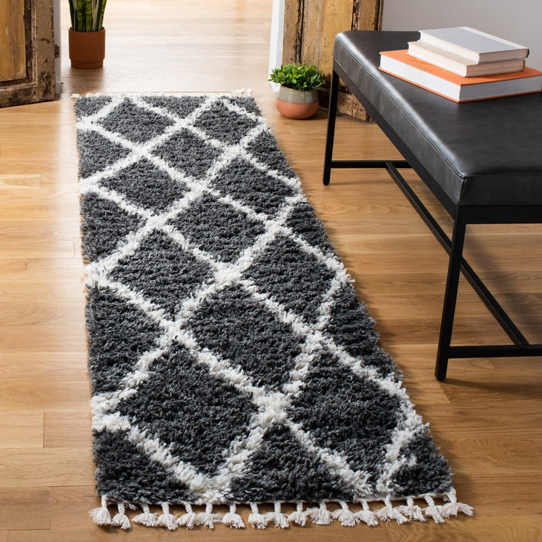 SAFAVIEH Moroccan Tassel Shag MTS359F Grey / Ivory Rug Image 3