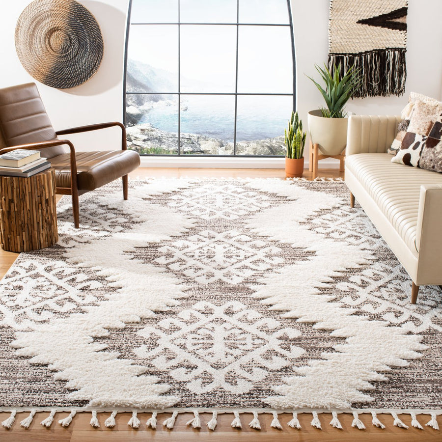 SAFAVIEH Moroccan Tassel Shag MTS652A Ivory /Brown Rug Image 1