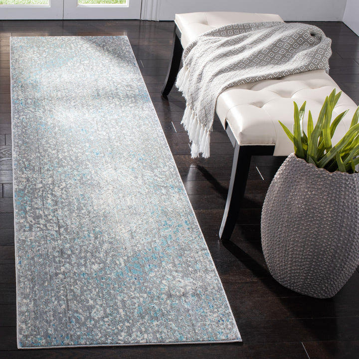 SAFAVIEH Mystique Collection MYS977L Grey/Light Blue Rug Image 3