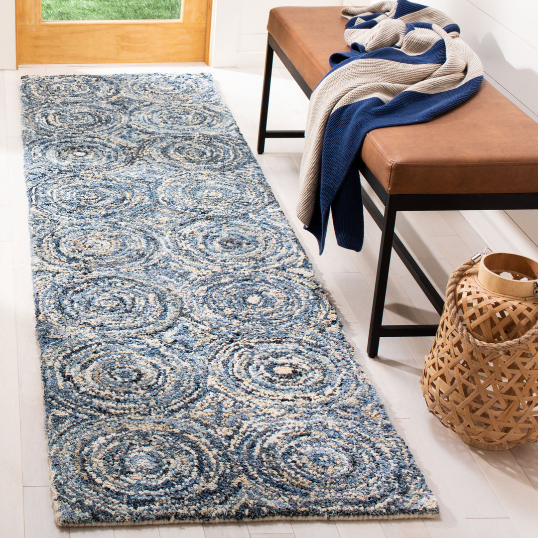 SAFAVIEH Nantucket Collection NAN214A Handmade Blue Rug Image 3