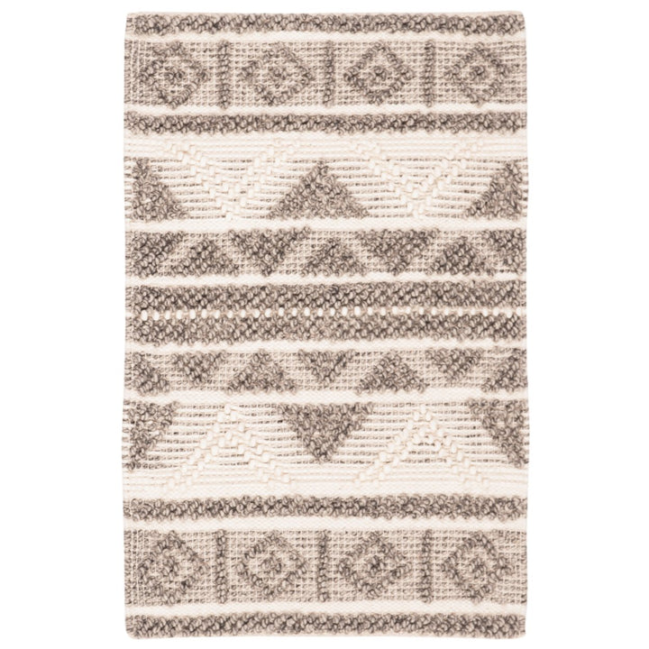 SAFAVIEH Natura NAT104A Handwoven Ivory / Grey Rug Image 1